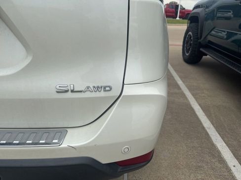 Used 2020 Nissan Rogue SL AWD/4WD image 8