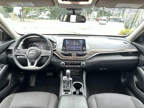 Certified 2023 Nissan Altima 2.5 SV AWD/4WD image 19