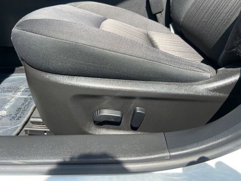 Used 2025 Nissan Altima 2.5 SV FWD image 22