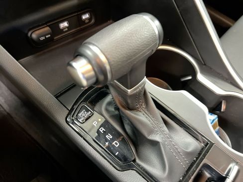 Used 2022 Kia K5 LXS FWD image 16