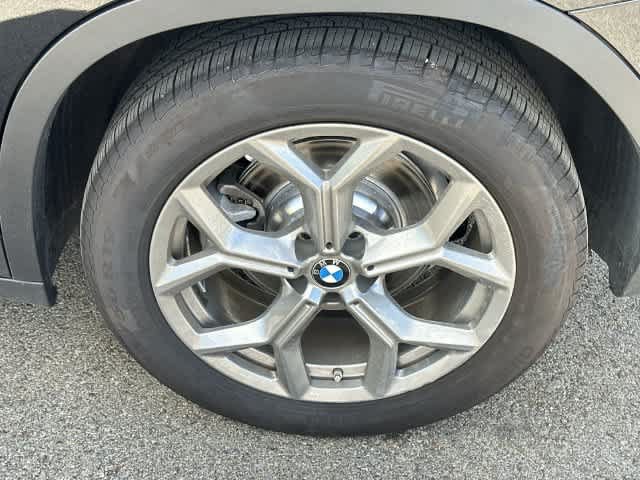 Used 2024 BMW X3 xDrive30i w/ Premium Package AWD/4WD image 5