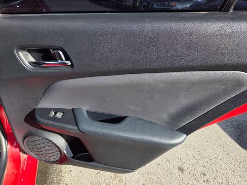 Used 2017 Toyota Prius Prime Advanced image 12