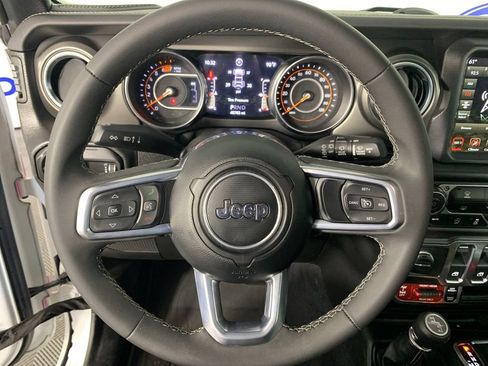 Used 2023 Jeep Wrangler Rubicon w/ LED Lighting Group AWD/4WD image 19
