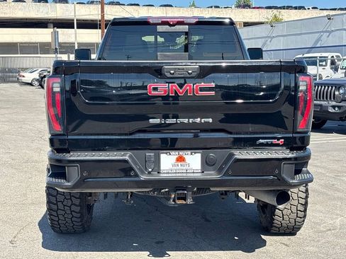 Used 2024 GMC Sierra 3500 AT4 w/ AT4 Premium Plus Package image 9