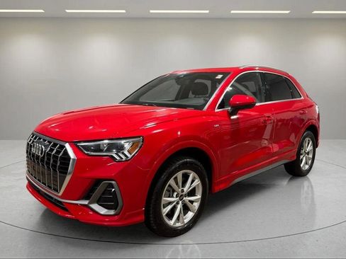 Used 2024 Audi Q3 2.0T Premium image 19