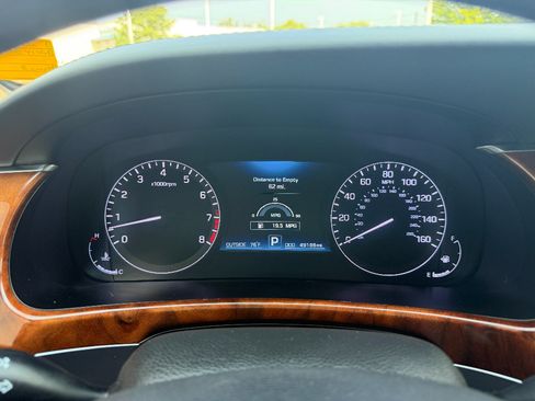 Used 2014 Hyundai Equus Signature RWD image 46