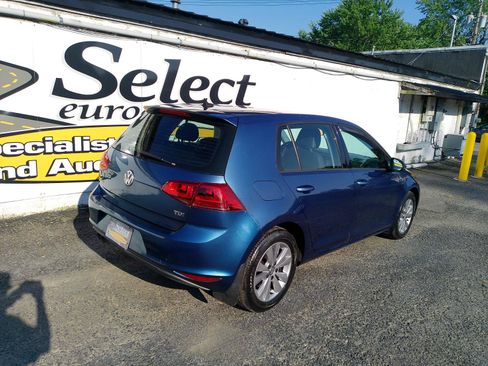Used 2015 Volkswagen Golf TDI FWD image 2