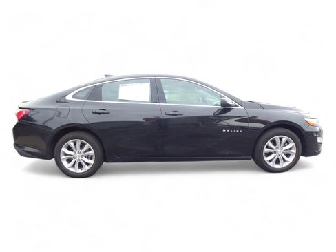 Used 2019 Chevrolet Malibu LT image 11