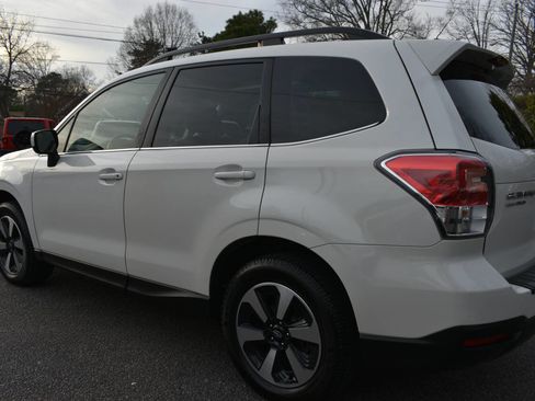 Used 2018 Subaru Forester 2.5i Limited image 30