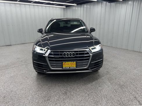 Used 2018 Audi Q5 2.0T Premium Plus w/ Premium Plus Package image 2