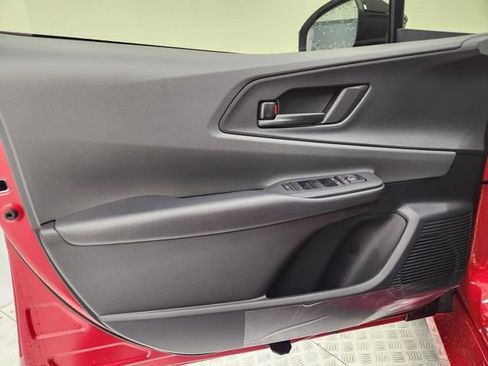 New 2026 Toyota Prius LE FWD image 40