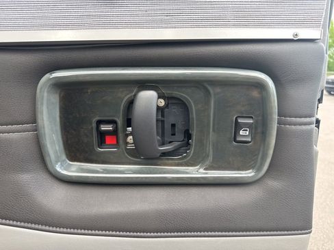 Used 2017 GMC Savana 2500 Extended RWD image 29