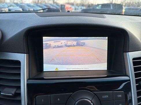 Used 2016 Chevrolet Cruze LTZ image 25