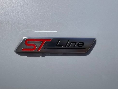 Used 2026 Ford Escape ST-Line Select w/ Tech Pack #1 AWD/4WD image 10