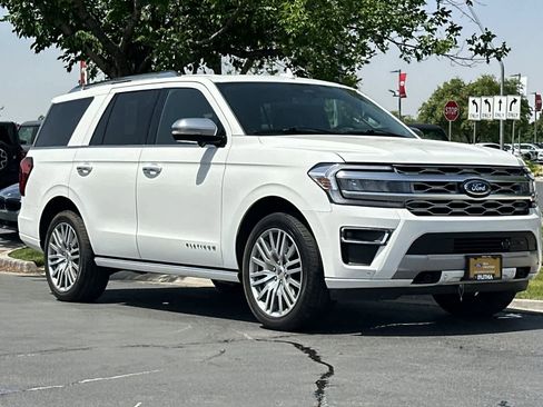 Certified 2023 Ford Expedition Platinum AWD/4WD image 9