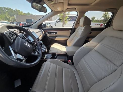 Used 2022 Honda CR-V Touring image 5