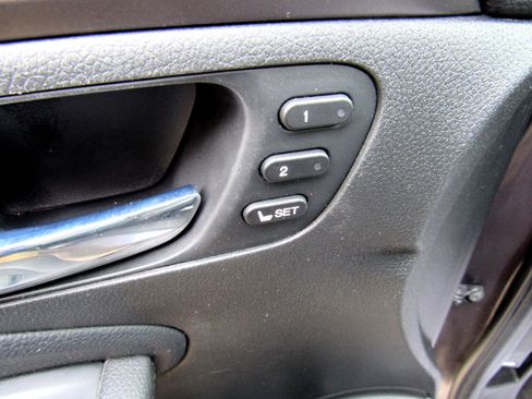 Used 2021 Honda Pilot EX-L image 10