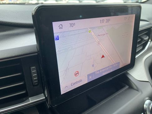 Used 2020 Ford Explorer XLT w/ Equipment Group 202A image 30