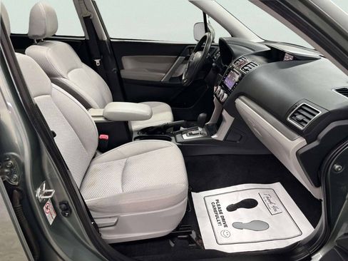 Used 2016 Subaru Forester 2.5i Premium w/ All-Weather Package AWD/4WD image 20