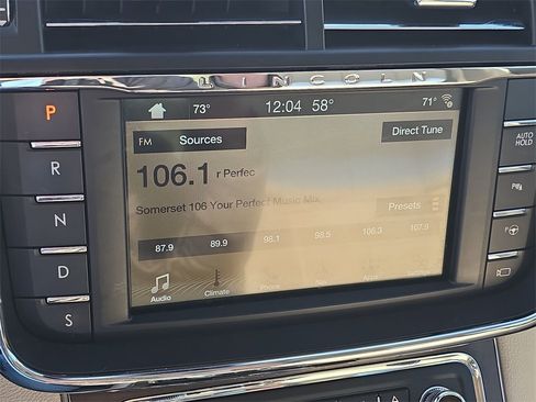 Used 2018 Lincoln Continental Reserve image 21