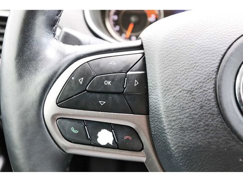 Used 2021 Jeep Cherokee Latitude Lux w/ Comfort/Convenience Group image 15