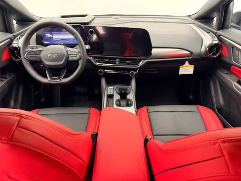 New 2026 Chevrolet Equinox EV RS image 17