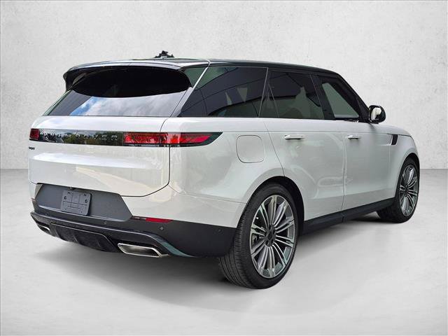 New 2027 Land Rover Range Rover Sport SE AWD/4WD image 2