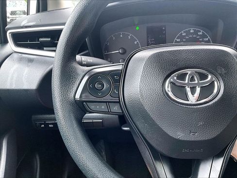 Used 2024 Toyota Corolla LE FWD image 22