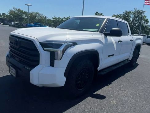 Used 2025 Toyota Tundra SR5 RWD image 4