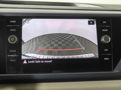 Used 2023 Volkswagen Taos SE FWD image 7