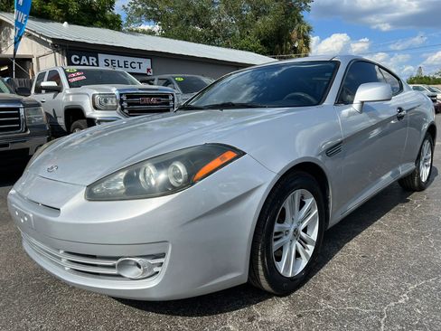 Used 2008 Hyundai Tiburon GS FWD image 4