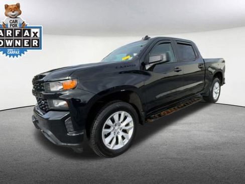 Used 2022 Chevrolet Silverado 1500 Custom w/ LPO, Dark Essentials Package AWD/4WD image 5