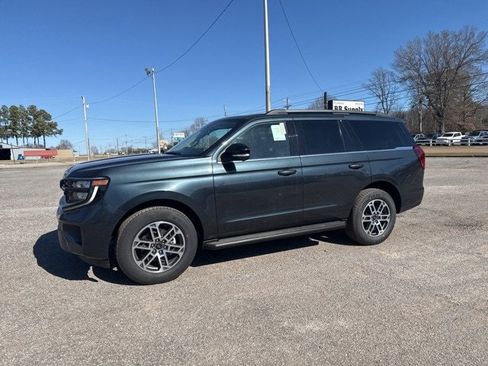 New 2026 Ford Expedition Active RWD image 33