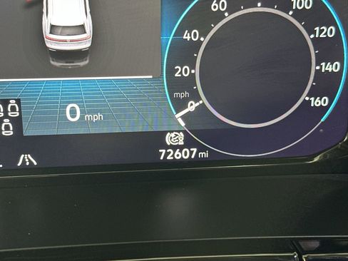 Used 2025 Volkswagen Atlas SEL image 15