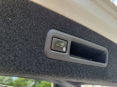 Used 2018 Lexus RX 350L FWD w/ Accessory Package image 6