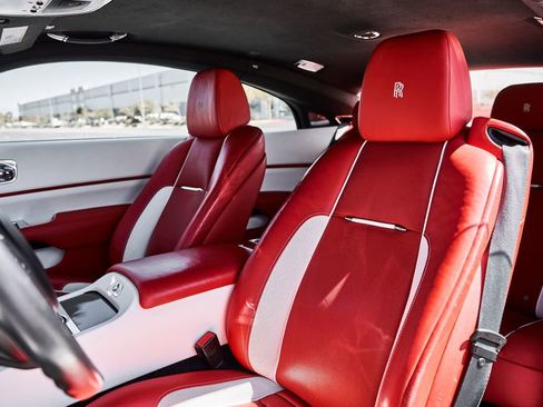 Used 2020 Rolls-Royce Wraith image 42