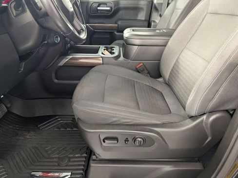 Used 2020 Chevrolet Silverado 1500 RST AWD/4WD image 13
