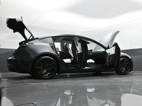 Used 2024 Tesla Model 3 Performance AWD/4WD image 38
