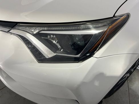 Used 2018 Toyota RAV4 LE w/ All Weather Liner Package image 36
