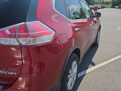 Used 2016 Nissan Rogue SV AWD/4WD image 8