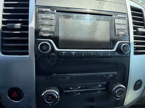 Used 2017 Nissan Frontier S RWD image 21