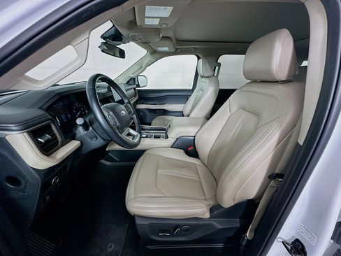 Used 2024 Ford Expedition Max Limited image 13