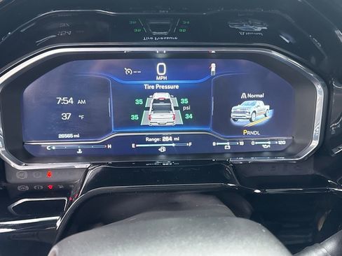 Used 2025 Chevrolet Silverado 1500 LT image 22