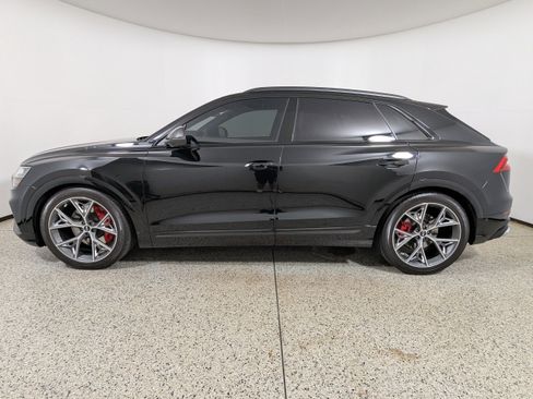 Certified 2023 Audi SQ8 Prestige w/ Prestige Package AWD/4WD image 4