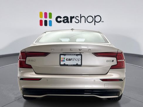 Used 2023 Volvo S60 B5 Core AWD/4WD image 4