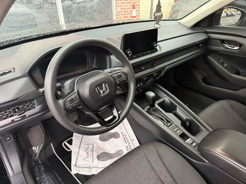 Used 2024 Honda Accord LX image 11