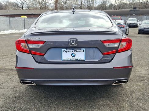 Used 2019 Honda Accord Sport image 5