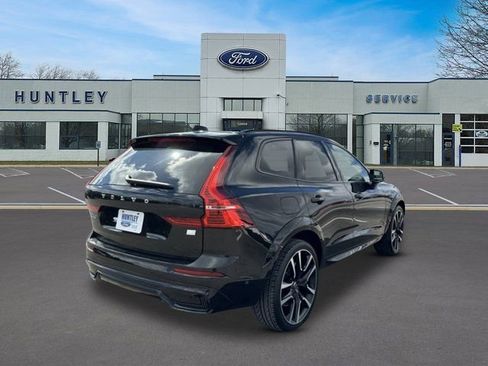 Used 2024 Volvo XC60 T8 Ultimate AWD/4WD image 4
