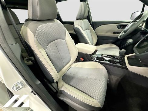 New 2026 Subaru Forester Premium image 28