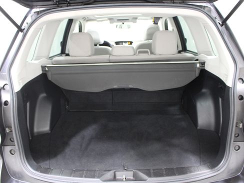 Used 2018 Subaru Forester 2.5i Premium image 23